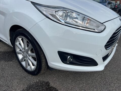 Ford Fiesta 1.0T EcoBoost Titanium Euro 6 (s/s) 5dr 12