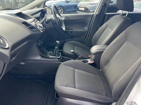 Ford Fiesta 1.0T EcoBoost Titanium Euro 6 (s/s) 5dr 25