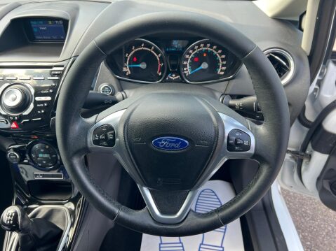 Ford Fiesta 1.0T EcoBoost Titanium Euro 5 (s/s) 5dr 21