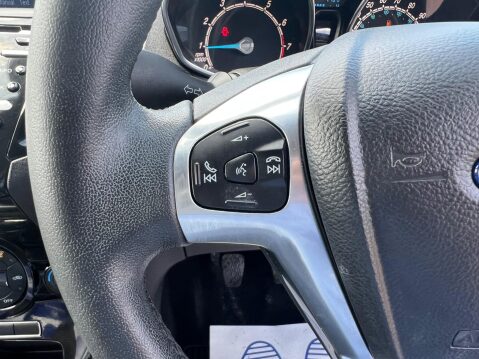 Ford Fiesta 1.0T EcoBoost Titanium Euro 5 (s/s) 5dr 22
