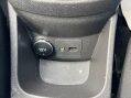 Ford Fiesta 1.0T EcoBoost Titanium Euro 5 (s/s) 5dr 38