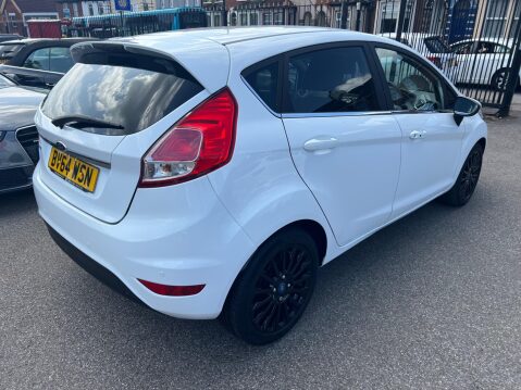 Ford Fiesta 1.0T EcoBoost Titanium Euro 5 (s/s) 5dr 6