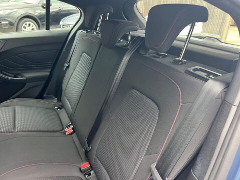 Ford Focus 1.0T EcoBoost ST-Line Euro 6 (s/s) 5dr 28