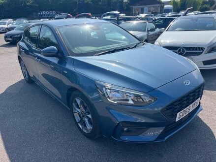 Ford Focus 1.0T EcoBoost ST-Line Euro 6 (s/s) 5dr