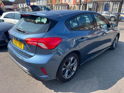 Ford Focus 1.0T EcoBoost ST-Line Euro 6 (s/s) 5dr 6