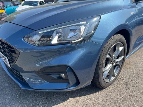 Ford Focus 1.0T EcoBoost ST-Line Euro 6 (s/s) 5dr 10
