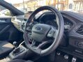 Ford Focus 1.0T EcoBoost ST-Line Euro 6 (s/s) 5dr 12