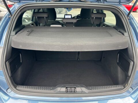 Ford Focus 1.0T EcoBoost ST-Line Euro 6 (s/s) 5dr 29