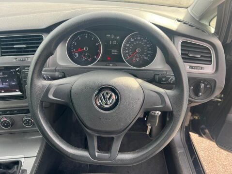 Volkswagen Golf 1.2 TSI BlueMotion Tech S Euro 5 (s/s) 5dr 15