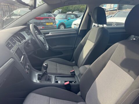 Volkswagen Golf 1.2 TSI BlueMotion Tech S Euro 5 (s/s) 5dr 17