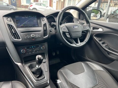 Ford Focus 1.5T EcoBoost Titanium X Euro 6 (s/s) 5dr 17