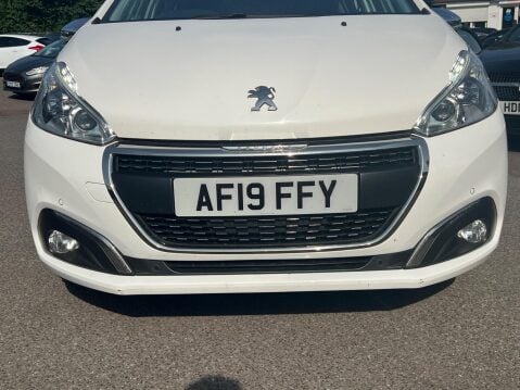 Peugeot 208 1.2 PureTech Tech Edition Euro 6 (s/s) 5dr 9