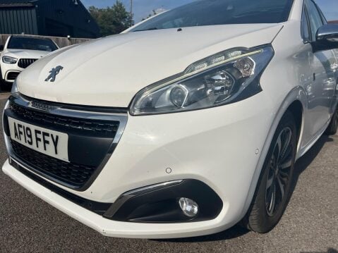 Peugeot 208 1.2 PureTech Tech Edition Euro 6 (s/s) 5dr 11
