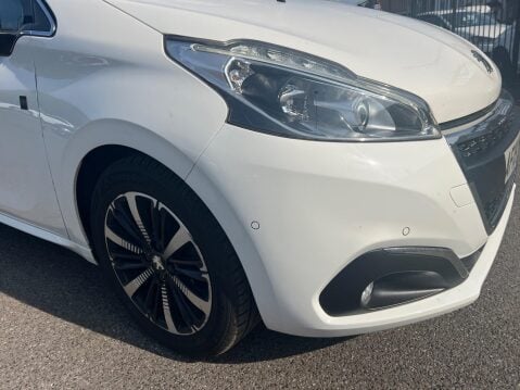 Peugeot 208 1.2 PureTech Tech Edition Euro 6 (s/s) 5dr 12