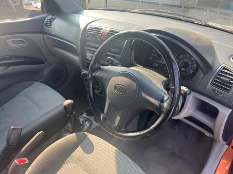 Kia Picanto 1.1 LX 5dr 9