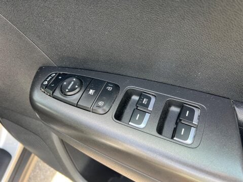 Kia Sportage 1.6 GDi 2 Euro 6 (s/s) 5dr 25