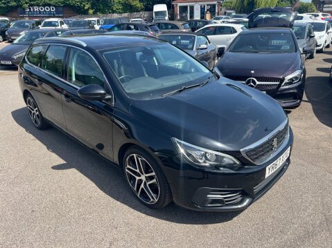 Peugeot 308 1.2 PureTech Allure Euro 6 (s/s) 5dr 8
