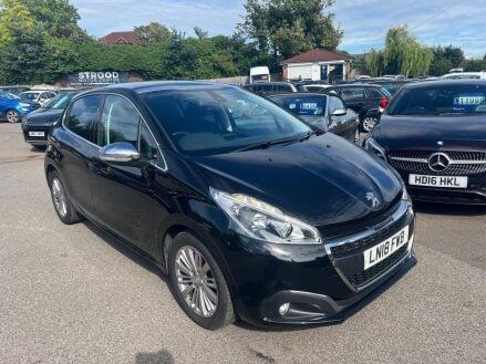 Peugeot 208 1.2 PureTech Allure EAT Euro 6 (s/s) 5dr