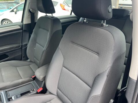 Volkswagen Golf 1.4 TSI BlueMotion Tech SE Euro 5 (s/s) 5dr 17