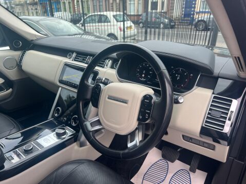 Land Rover Range Rover 3.0 SD V6 Vogue SE Auto 4WD Euro 6 (s/s) 5dr 18