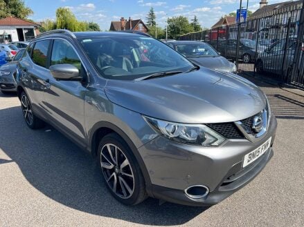 Nissan Qashqai 1.6 dCi Tekna XTRON 2WD Euro 5 (s/s) 5dr