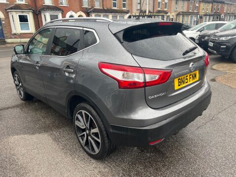Nissan Qashqai 1.6 dCi Tekna XTRON 2WD Euro 5 (s/s) 5dr 4