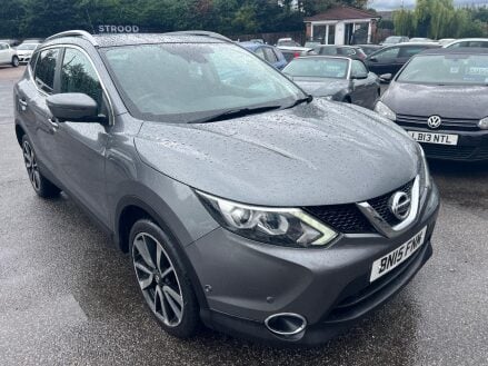 Nissan Qashqai 1.6 dCi Tekna XTRON 2WD Euro 5 (s/s) 5dr
