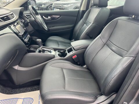 Nissan Qashqai 1.6 dCi Tekna XTRON 2WD Euro 5 (s/s) 5dr 24