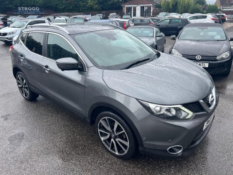 Nissan Qashqai 1.6 dCi Tekna XTRON 2WD Euro 5 (s/s) 5dr 8