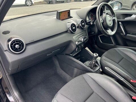 Audi A1 1.4 TFSI S line Euro 5 (s/s) 3dr 22