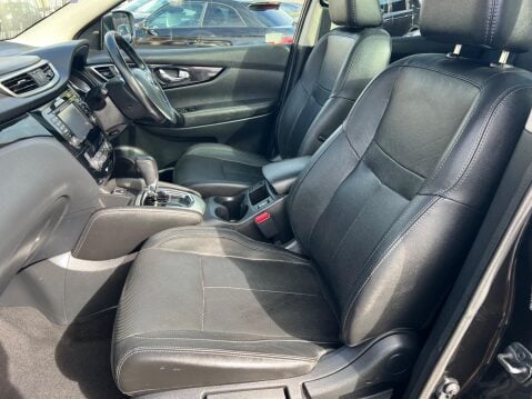 Nissan Qashqai 1.6 dCi Tekna XTRON 2WD Euro 6 (s/s) 5dr 24