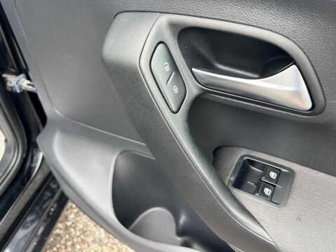 Volkswagen Polo 1.2 S Euro 5 3dr (A/C) 27