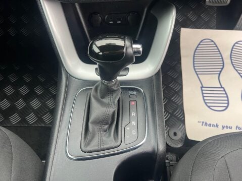 Kia Ceed 1.6 CRDi 2 Auto Euro 5 5dr 29