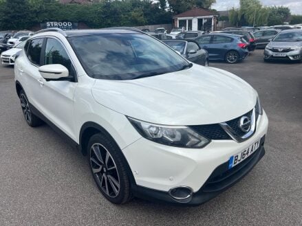 Nissan Qashqai 1.2 DIG-T Tekna 2WD Euro 5 (s/s) 5dr