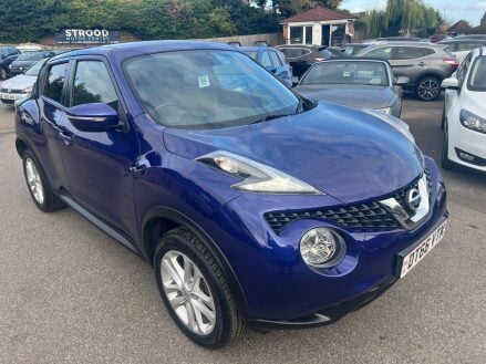 Nissan Juke 1.6 N-Connecta XTRON Euro 6 5dr
