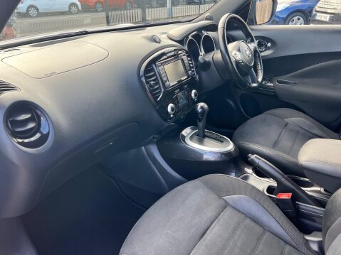 Nissan Juke 1.6 N-Connecta XTRON Euro 6 5dr 23