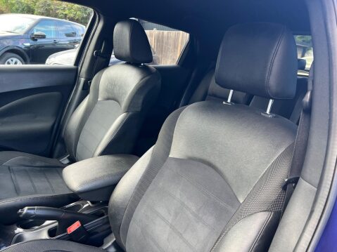 Nissan Juke 1.6 N-Connecta XTRON Euro 6 5dr 26