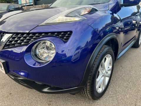 Nissan Juke 1.6 N-Connecta XTRON Euro 6 5dr 10