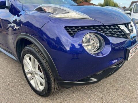 Nissan Juke 1.6 N-Connecta XTRON Euro 6 5dr 12