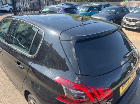 Peugeot 308 1.2 PureTech GPF Allure Euro 6 (s/s) 5dr 12