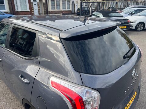 SsangYong Tivoli 1.6 e-XGi ELX Auto Euro 6 5dr 17