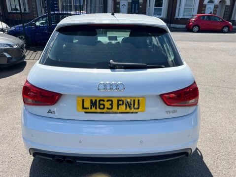 Audi A1 1.4 TFSI S line Sportback S Tronic Euro 5 (s/s) 5dr 5