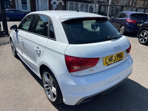 Audi A1 1.4 TFSI S line Sportback S Tronic Euro 5 (s/s) 5dr 4