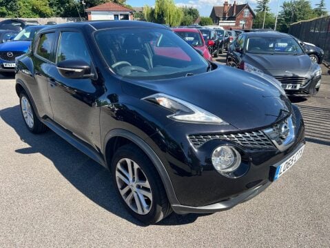Nissan Juke 1.2 DIG-T N-Connecta Euro 6 (s/s) 5dr 8