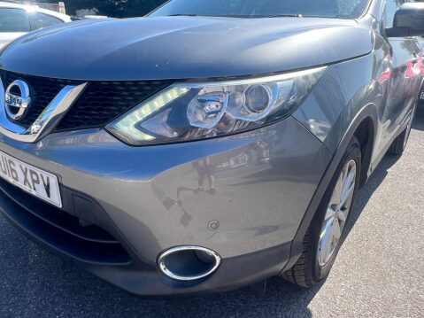 Nissan Qashqai 1.2 DIG-T Acenta 2WD Euro 6 (s/s) 5dr 12