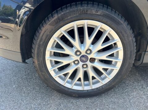 Ford Focus 1.0T EcoBoost Zetec Euro 5 (s/s) 5dr 12