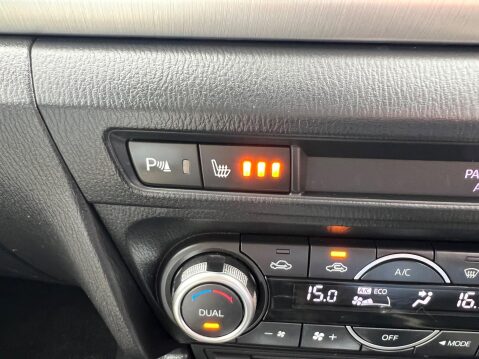 Mazda 3 2.0 SKYACTIV-G Sport Nav Auto Euro 5 (s/s) 5dr 35