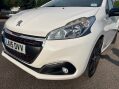 Peugeot 208 1.2 PureTech GT Line Euro 6 (s/s) 5dr 12