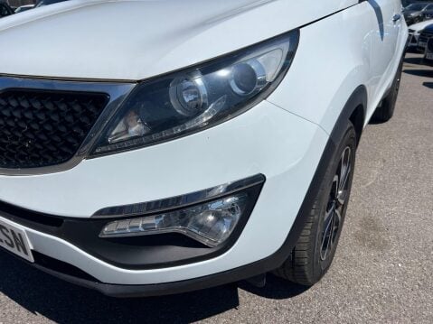 Kia Sportage 1.7 CRDi EcoDynamics 2 2WD Euro 5 (s/s) 5dr 11