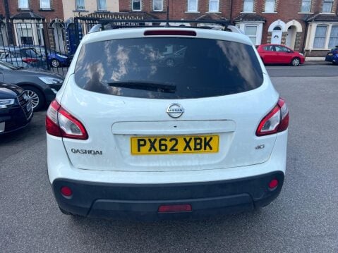 Nissan Qashqai 1.5 dCi Tekna 2WD Euro 5 5dr 5